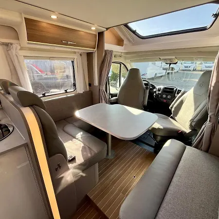 ספינת מלון Endless - Mobile - 4 People *