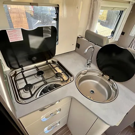 Endless - Mobile - 4 People ספינת מלון