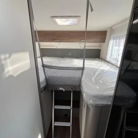 Endless - Mobile - 4 People ספינת מלון שוורין